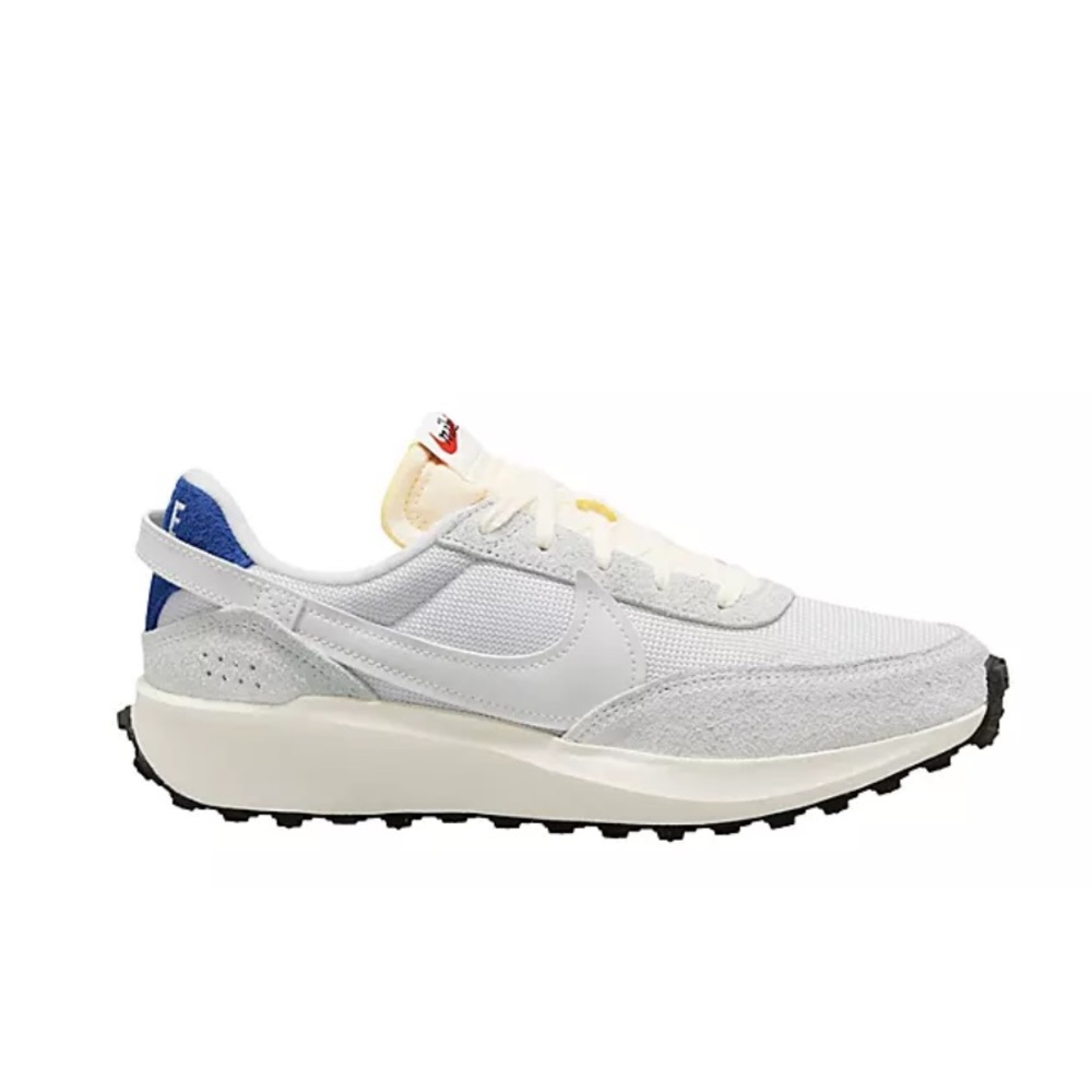 NIKE WOMENS WAFFLE DEBUT SNEAKER